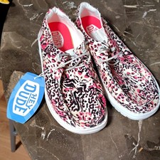 Hey Dude Wendy Leopard Animal Print Pink Lace Up Low Top juniors 5 New