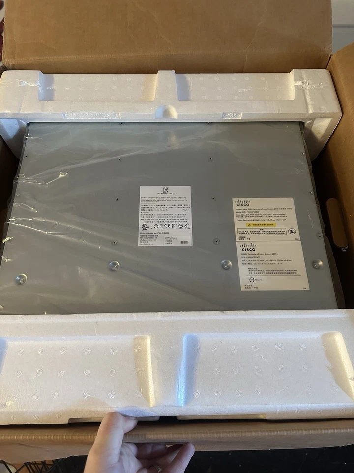 Cisco PWR-RPS2300 RPS Cisco Redundant Power System 2300 -  2 x 750W - Image 2 of 4