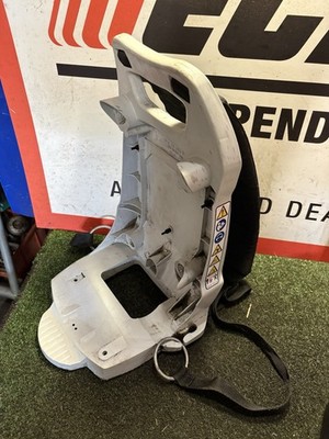 Stihl Br200 Rucksack Laubbläser Backplate und Riemen Montage guter Zustand