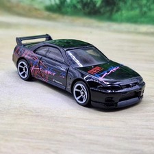 Hot Wheels Nissan Skyline GT-R R33 Diecast Model 1/64 (52) Excellent Condition