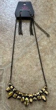 NECKLACE EARRING SET STATEMENT PIECE NWT