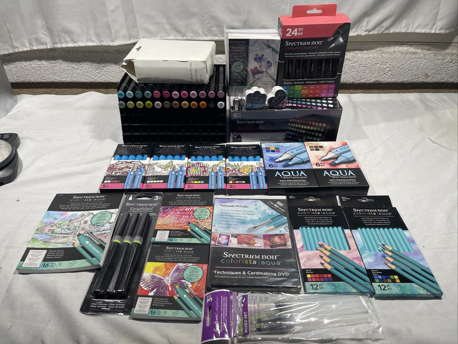 LOT OF 20 PECTRUM NOIR COLORISTA