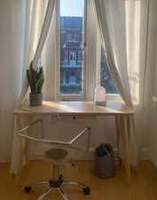 Liasbo IKEA Desk in PERFECT CONDITION; Ideal for Laptop and/or Monitor use, WFH