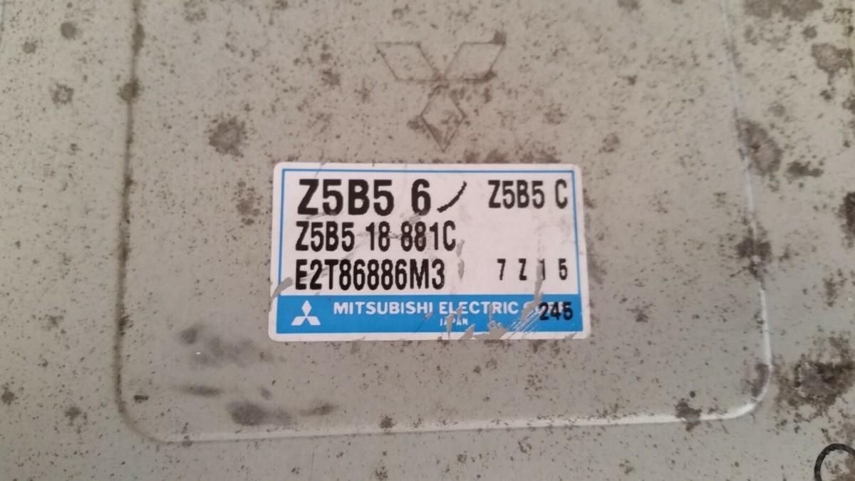 MAZDA323F 1998 ENGINE CONTROL UNIT ECU Mitsubishi Z5B518881C