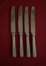 Oneida Corduroy 4 Dinner Knives Stainless Steel 18/10 Ribbed Glossy 9.5"