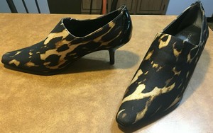 donald pliner animal print shoes