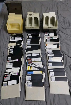 Lot of 150 Floppy Disks 5.25 Inch   Mixed Brands As Is / Untested With 3 Cases