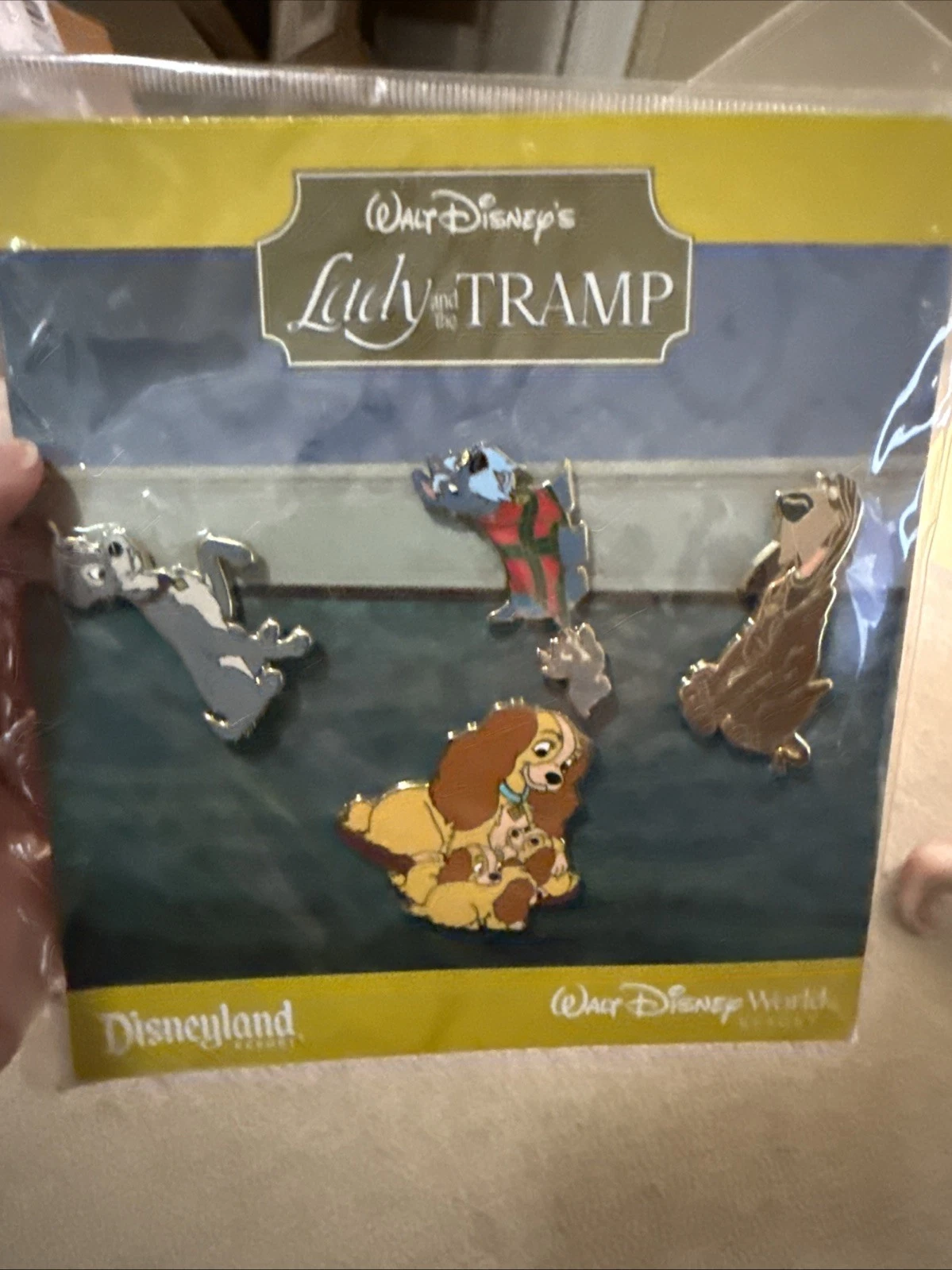 Walt Disney’s Lady and the Tramp 4 Piece Collectors Pin Set ~ NEW IN PACKAGE