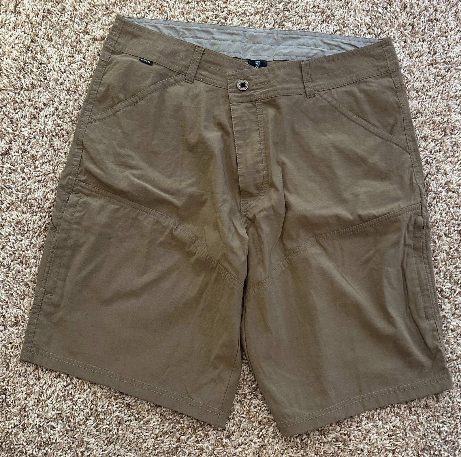 Kuhl Shorts Men’s 38 Renegade Khaki Outdoor Casual Hiking
