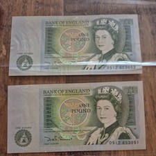 2 x Sequential Bank of England £1 Notes. Issac Newton Series.