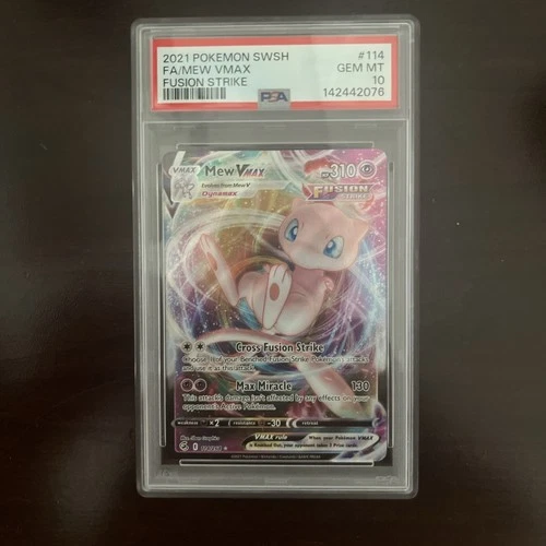 Pokémon TCG Mew VMAX 114/264 Ultra Rare Fusion Strike PSA 10