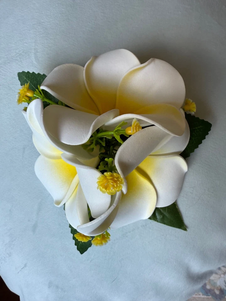 Tropical Hair Clip Foam White Yellow Plumeria Flower Cluster Honolulu Hawaii - Image 2 of 4