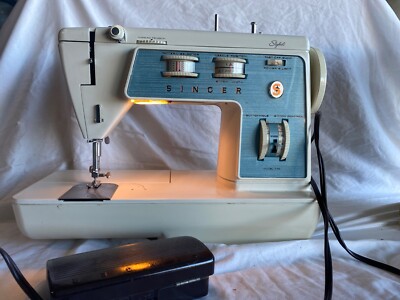 SINGER Vintage Stylist Zig-Zag Sewing Machine Mod. 776 with Pedal