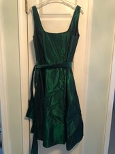 Tahari Solid Green A Line dress, never worn size 12P smoke free/pet free home