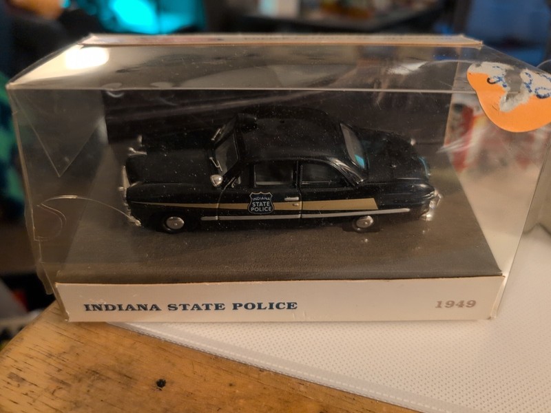 White Rose Collectible Police Patrol. Indiana State Police 1949 Ford