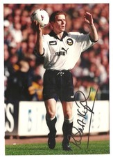 Robert Kuzlok - DERBY COUNTY - Signed 10 x 8 Original Press Photograph