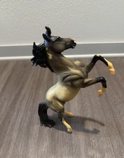 RARE Retired Breyer Horse #1266 Blue Suede Shoes Roan Collector Choice