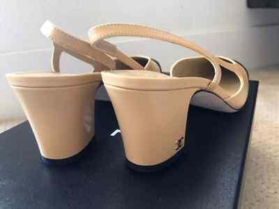New Size 40 Chanel Beige/Black Goatskin Cap Toe Slingback