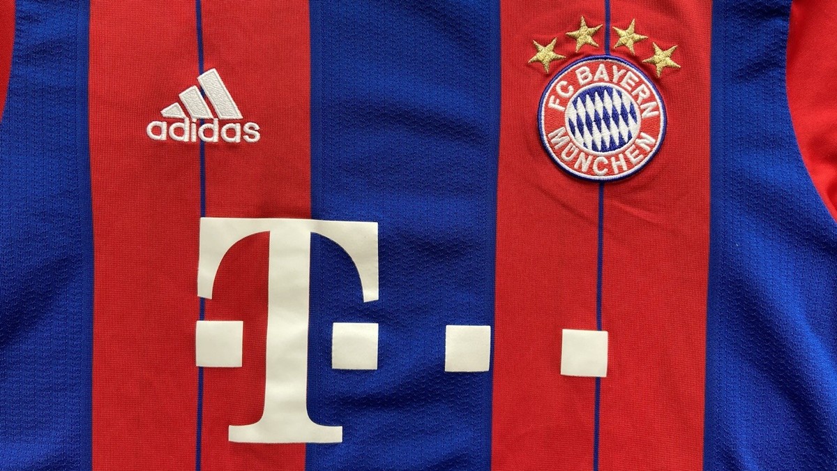 BAYERN MUNICH 2014 2015 HOME FOOTBALL SHIRT SOCCER JERSEY