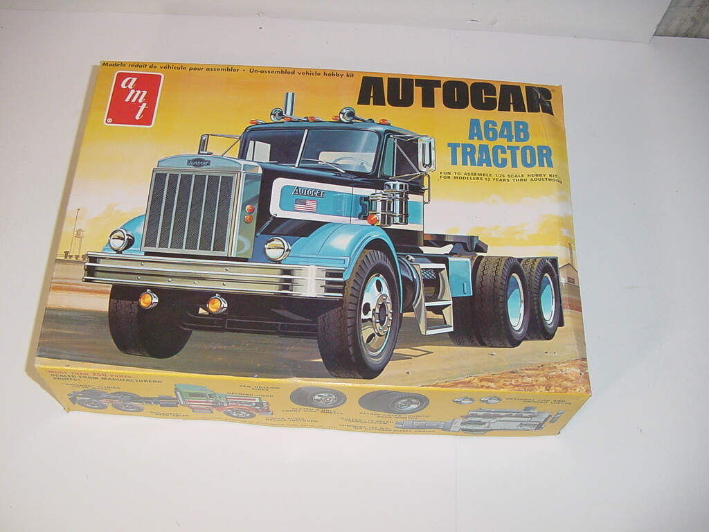 AMT A64B Tractor 1/25スケール 1:25 AMT Autocar A64B Semi Tractor Model Kit W/Box! | eBay