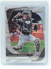 Yasmani Grandal 2020 Prizm Baseball - BLUE WAVE (47/60) Chicago White Sox