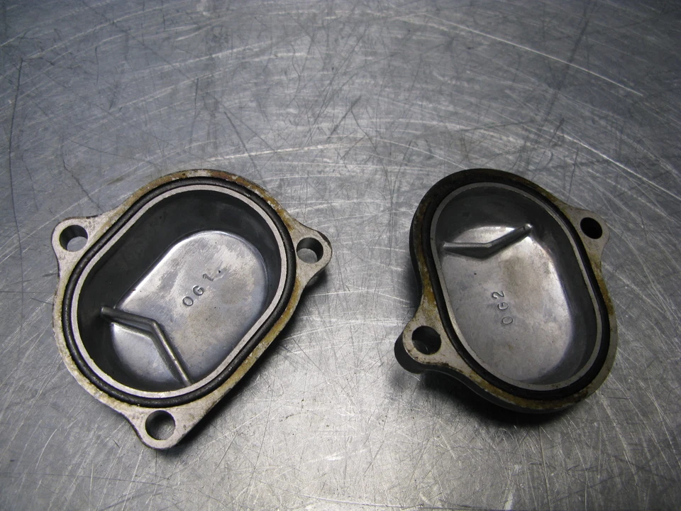 Yamaha XT200 XT 200 1983 83 Rocker Covers Caps + Bolts OEM Factory Original - Изображение 3 из 3