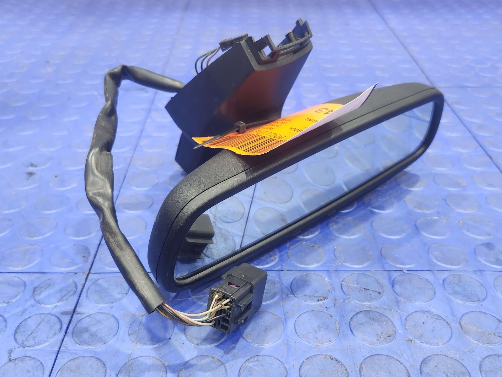03-12 Maserati Quattroporte M139 Autodim Rear View Mirror OEM 68542700