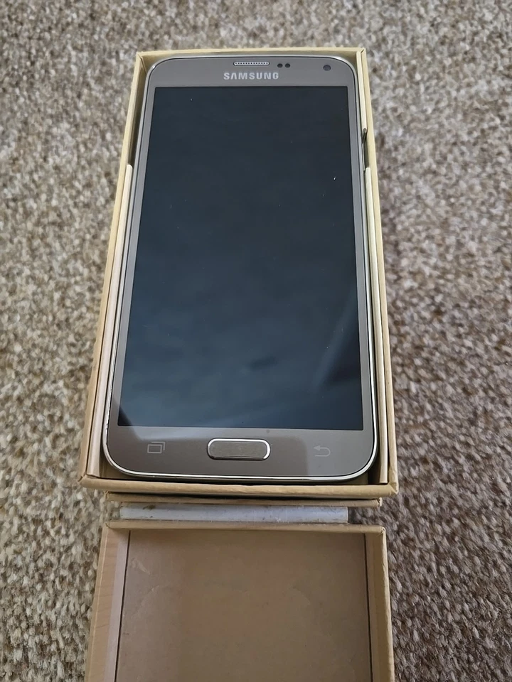 Samsung Galaxy S5 Neo Boxed - Image 3 of 4
