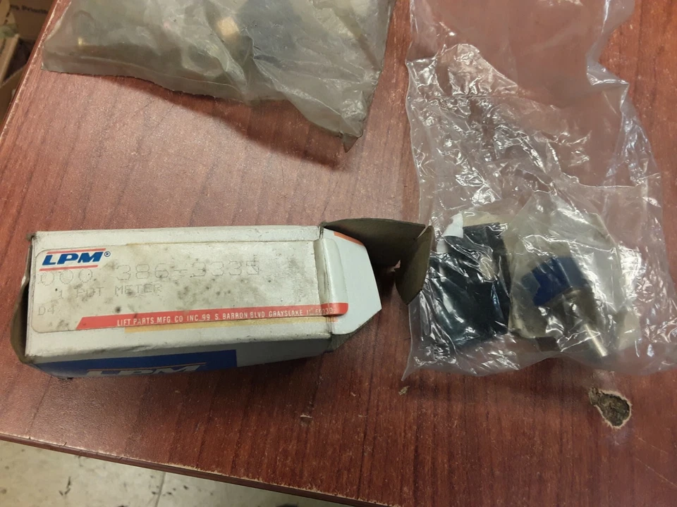 LPM 386-3335 Potentiometer - Image 2 of 4