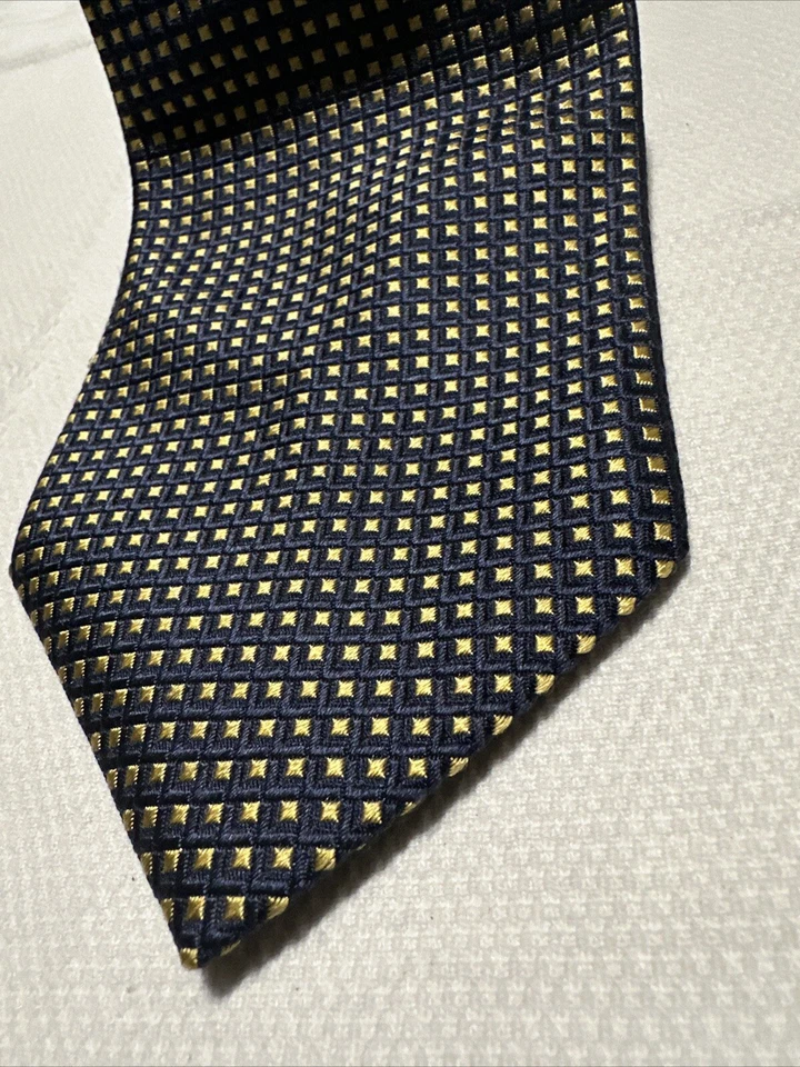 Corbata Brooks Brothers 346 Hecha en EE. UU. Tejida Pura Seda Azul Marino y Dorado Cuadrados Foto 3 de 4