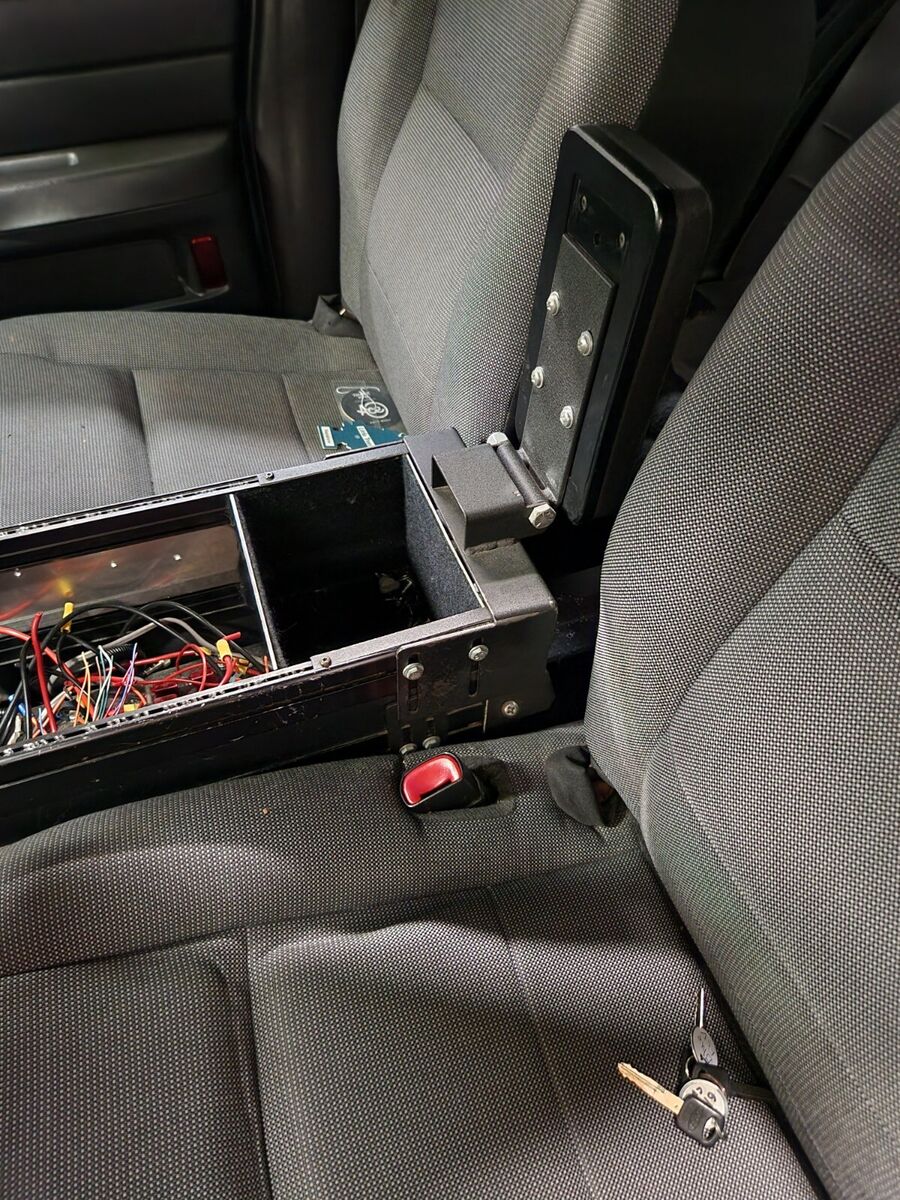 FORD CROWN VICTORIA FACTORY POLICE CONSOLE 6w7j-54045a06-aa FORD CROWN VICTORIA FACTORY POLICE CONSOLE 6w7j-54045a06-aa