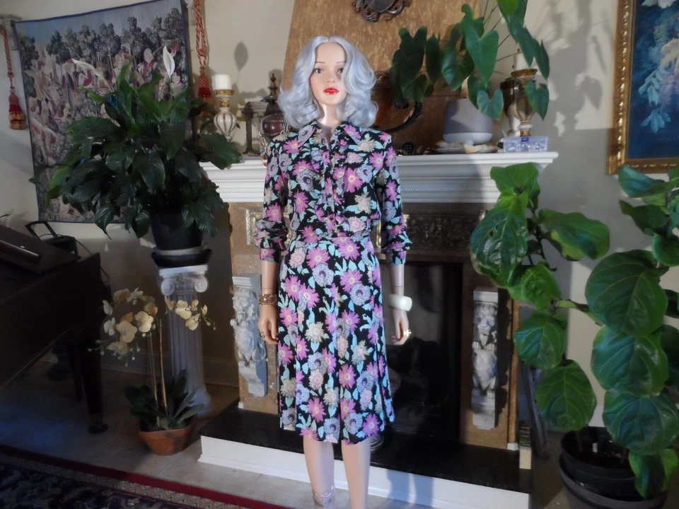 Falda y traje de ratón Fendi 100 % seda negro multicolor estampado floral talla 40-4 Foto 2 de 4