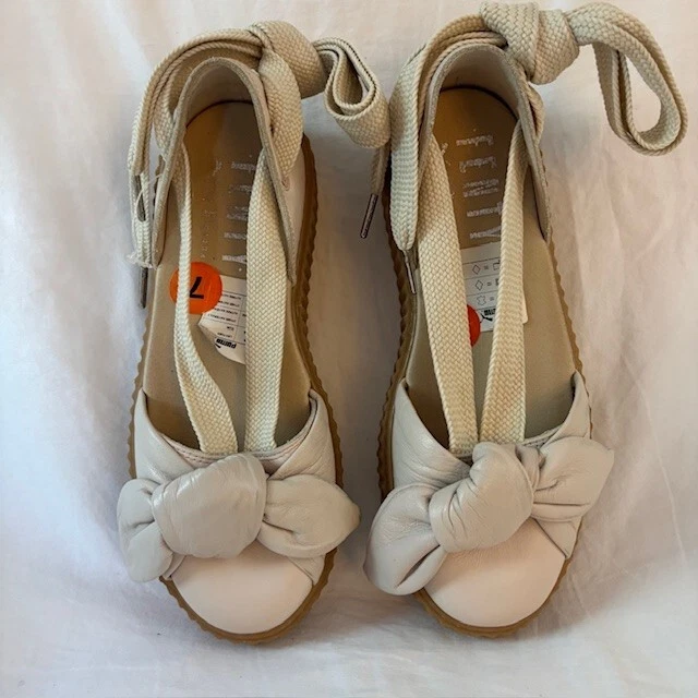Sandali stringati Puma Fenty by Rihanna crema con fiocco e fiocco nuovi senza scatola taglia 7