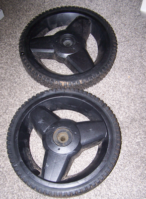 #ad TROY BILT BRIGGS amp; STRATTON Pair Set of 2 wheels Pressure Washer 12quot; Preowned $25.00