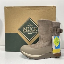 Muck Boots Taupe Solid Winter Boot Women 9.5