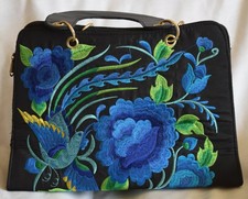 EMBROIDERED PURSE - NWOT
