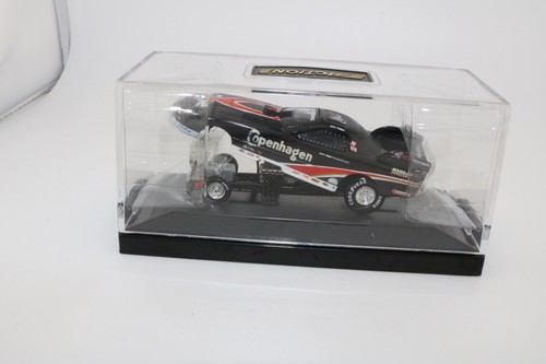 RON CAPPS "COPENHAGEN" 1/64 NHRA ACTION CAMARO FUNNY CAR IN A CASE WITH BOX! - Picture 6 of 10