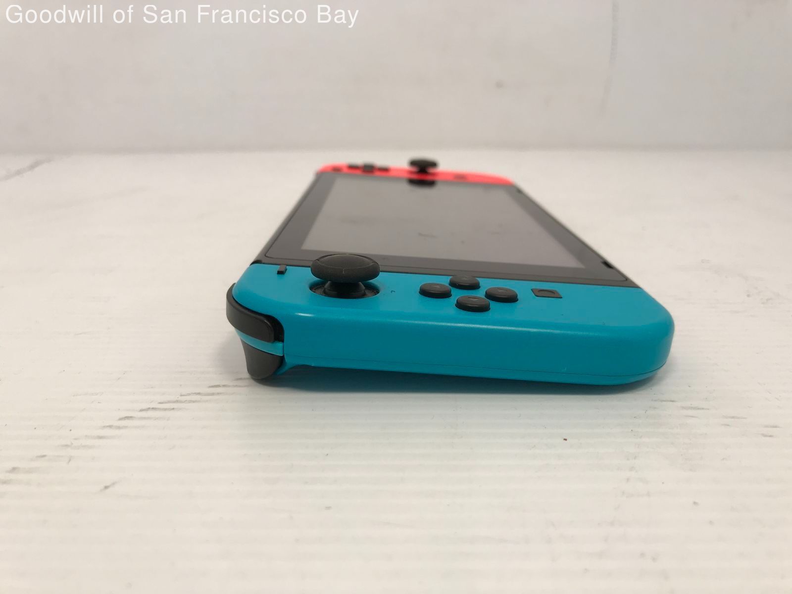 Nintendo Switch HAC001 Handheld Console Controller With 1 Game eBay