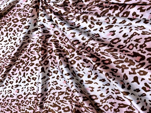 Satin Charmeuse Faux Silk Animal Prints Leopard Pink & Ivory Stripe Beatifully - Picture 3 of 4