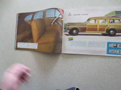Original 1941 Oldsmobile automobile advertising booklet - USA -- --- - Picture 10 of 11