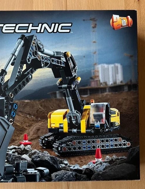 Lego 42121 Technic Heavy-Duty Excavator Building Kit 569 PCS - Image 3 of 4