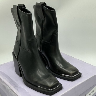 Madden Girl Dosie Boots Women's US 8 Black Square Toe Western Booties Eby3128