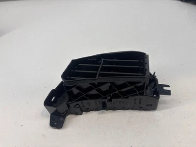 Renault Captur 2017 Grille d'aération centrale 00227609 VAQ42327 - Photo 1/3