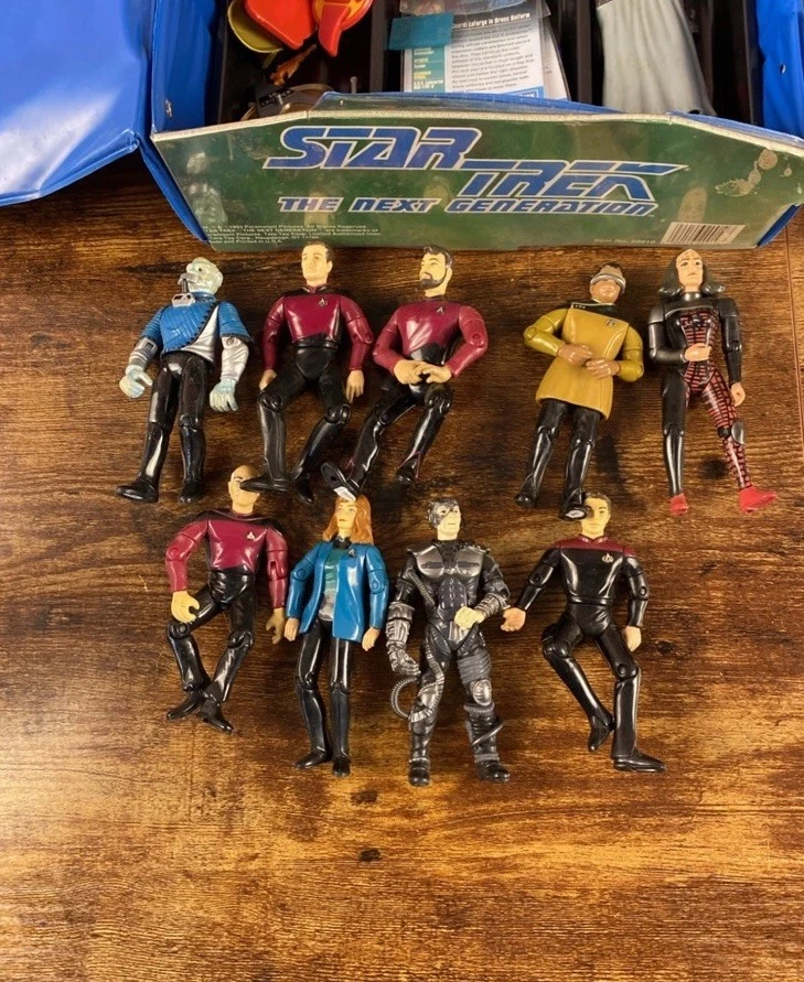 LOTE STAR TREK (4) planos/estuche de coleccionistas/2 figuras de acción (arquero)(T’Pol) NUEVO EN CAJA Foto 3 de 4