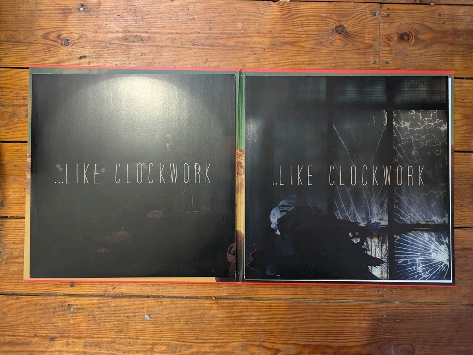 Queens Of The Stone Age - ...Like Clockwork Deluxe Vinyl - 20 page Comic (2013) - Image 4 of 4