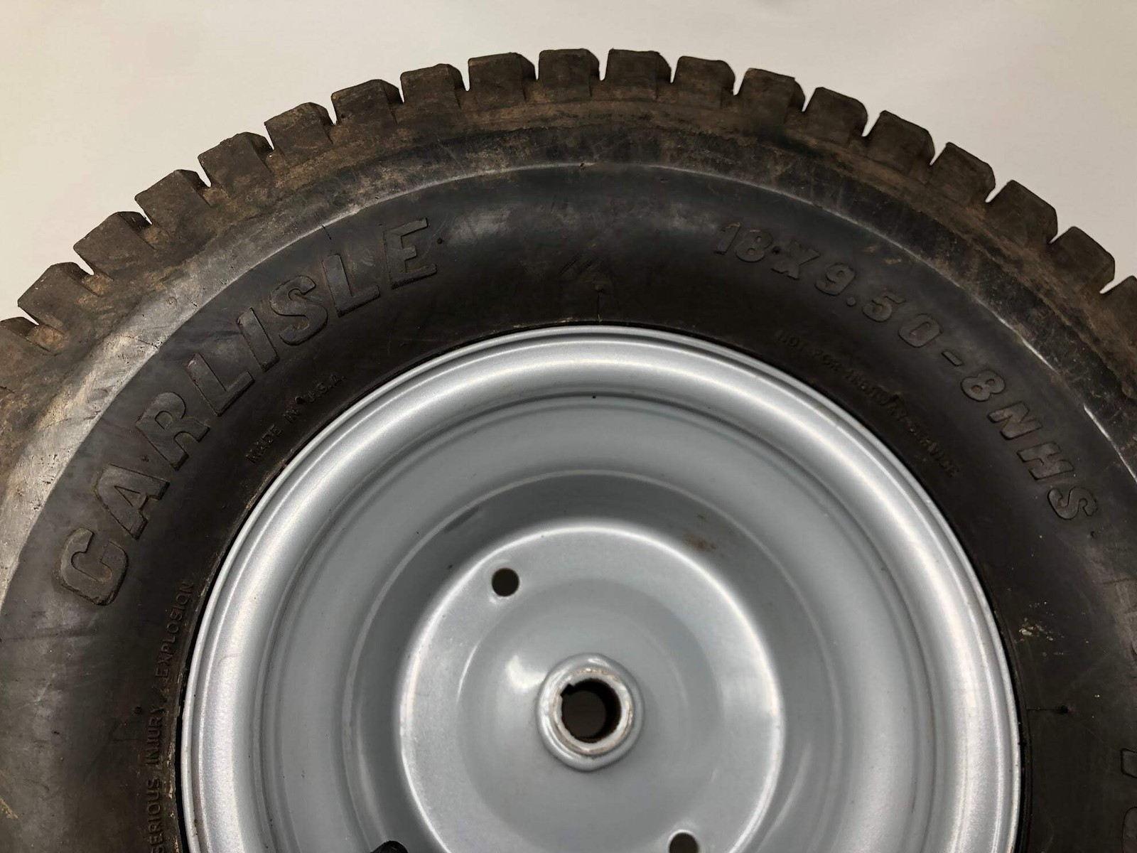 Carlisle Turf-Saver Wheel & Tire Assembly 18X9.5-8