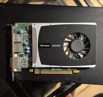 NVIDIA Quadro 2000 PCIe Grafikkarte, 2x DisplayPort, DVI, Lüfter/Kühlkörper