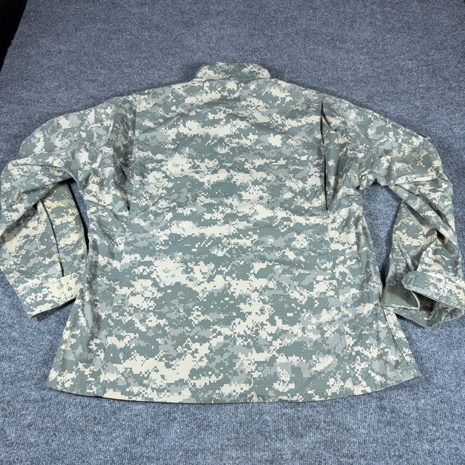 US Army ACU Combat Uniform Coat UCP Digital Camo Jacket Large Regular UNICOR image 5