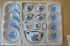 17 Piece BLUE Flower ON WHITE Porcelain Tea TOY DOLL Playset SERVES 4 NEW IN BOX