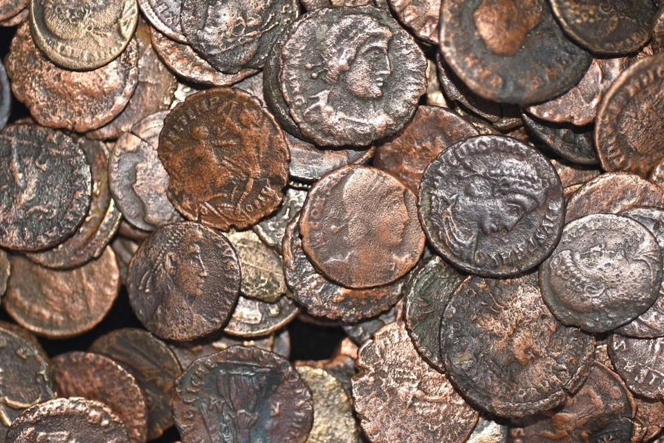 LOT OF 3 IMPERIAL ROMAN COINS IN EACH BATCH  - VG TO VF CONDITION - GREAT DEAL!! - Image 3 of 4